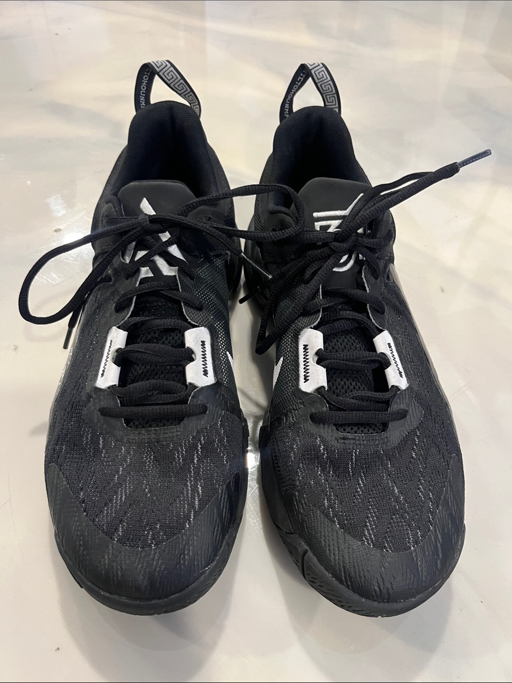 Giannis- Nike Men's Black and White  Basketball Shoes